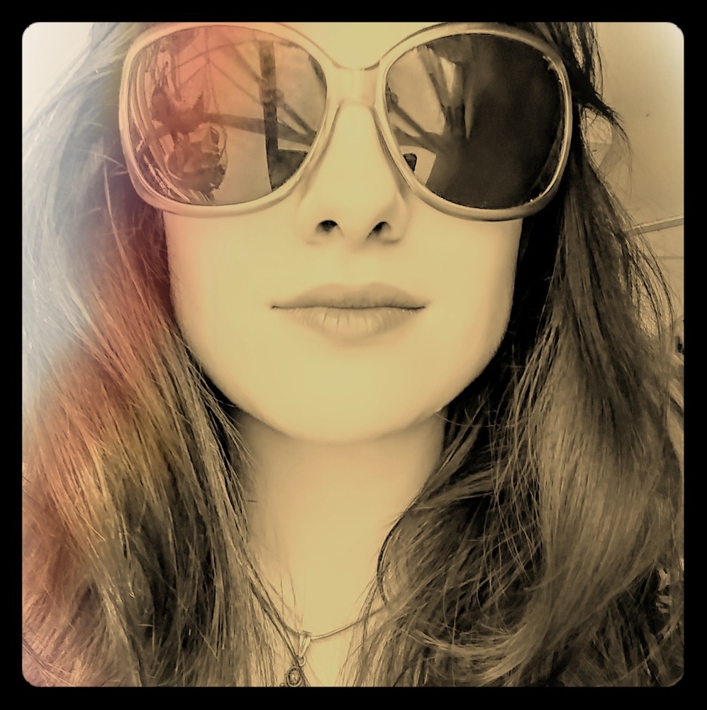 Meet your Posher, Brenna